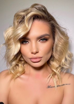 Проститутка Ева