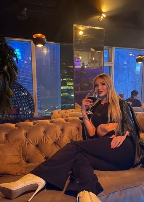 Проститутка Рина